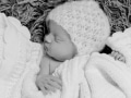Neugeborenenfotoshooting - Babyfotograf Saarland - Babyfotografie - Babyfotografie Saarlouis - Newbornshooting - Isabell Wadel Fotografie - Geburt Saarland - Babyfotos - Newbornfotograf - Babyfotograf Schmelz - natürliche Fotografie - Fotostudio Schmelz Homestory