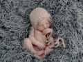 Neugeborenenfotoshooting - Babyfotograf Saarland - Babyfotografie - Babyfotografie Saarlouis - Newbornshooting - Isabell Wadel Fotografie - Geburt Saarland - Babyfotos - Newbornfotograf - Babyfotograf Schmelz - natürliche Fotografie - Fotostudio Schmelz Homestory