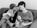 Neugeborenenfotoshooting - Babyfotograf Saarland - Babyfotografie - Babyfotografie Saarlouis - Newbornshooting - Isabell Wadel Fotografie - Geburt Saarland - Babyfotos - Newbornfotograf - Babyfotograf Schmelz - natürliche Fotografie - Fotostudio Schmelz Homestory